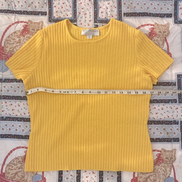 Vintage St. John yellow ribbed shirt - Picture 7 of 7